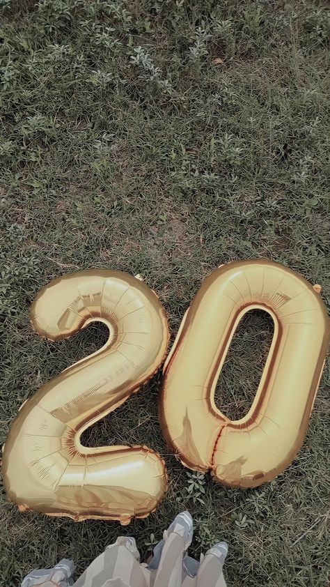 20 Tahun Birthday, It's My Birthday 20, It's My Birthday Instagram Story, It's My Birthday Instagram, Cake Bento, Happy Birthday 22, Birthday 22, Hbd To Me, 20 Birthday Cake