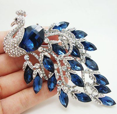 Vintage Style Luxurious Peacock Bird Blue Austria Crystal silver tone Brooch Pin Peacock Gifts, Peacock Jewelry, Cleaning Silver Jewelry, Silver Jewellery Indian, Peacock Bird, Wedding Brooch, Silver Jewelry Necklace, Purple Rhinestone, Discount Jewelry