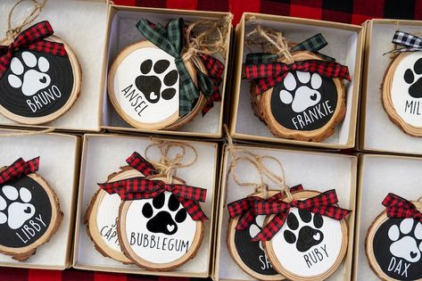 Personalized Dog Paw Ornament With Name Custom Painted Wood | Etsy Dog Mom Christmas Ornament Cricut, Dig Christmas Gifts, New Puppy Christmas Ornament, Themed Christmas Tree Dog, Wood Slice Art Christmas Paw Print, Cricut Dog Christmas Ornament, Dog Christmas Ideas Gift, Pet Christmas Ornaments Cricut, Cricut Pet Ornaments