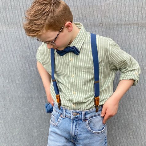 Cool kids wear cool accessories! These denim blue kids' suspenders look super on jeans. Pair them with a bow tie and you're ready for any summer party!🐓 . . . #sirredman #kidsinbowties #kidssuspenders # kinderbretels #kinderstrik #juniorbowtie #boysinbowties #mensaccessoiriesonline #mensfashion #menswear #styletipsformen #stylish #mixandmatch #stijladvies #dressup #suitup #forhim #menstyle #dapper #outfitoftheday #outfitinspiration #outfit #bowties #wearabowtie #bowtiesarecool Kids Suspenders, Suspenders For Kids, Cool Accessories, Suit Up, Men Style Tips, Mix N Match, Summer Party, Suspenders, Denim Blue