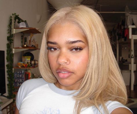 Brown Skin Blonde Hair, Blonde Hair Black Women, Hair Black Women, Colourful Hair, Dyed Hair Inspiration, Dyed Natural Hair, Ash Blonde Hair, 4c Hair, Hair Laid