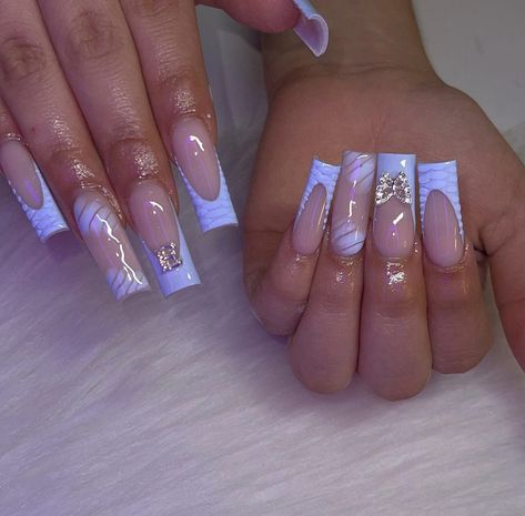 Cute Medium Nails, Acrylics Ideas, Medium Length Nails, Medium Nails, French Nail Designs, French Nail, Nail Idea, Acrylic Nails Coffin Short, Pink Acrylic