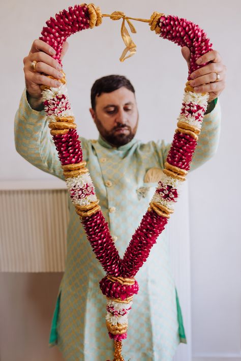 The Most Beautiful Traditional Rose Petal Garland for your next event or celebration. Rose Petals Garland, Petals Garland, Mecca Images, Traditional Rose, Wedding Flower Jewelry, Flower Garland Wedding, Traditional Roses, Wedding Garland, Wedding Backdrop Decorations