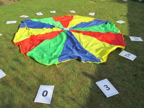 17 Brilliant Parachute Games For PE (For All Ages) – Early Impact Learning Parachute Songs, Parachute Activities, Parachute Games For Kids, Parachute Games, Pe Activities, Pe Ideas, Maths Games, Pe Games, Gym Games