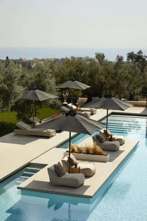 Deck Piscina, Villa Pool, Pool Landscape Design, Pool Landscape, Luxury Pools, Resort Pools, Modern Pools, Hotel Pool, Pool Decor