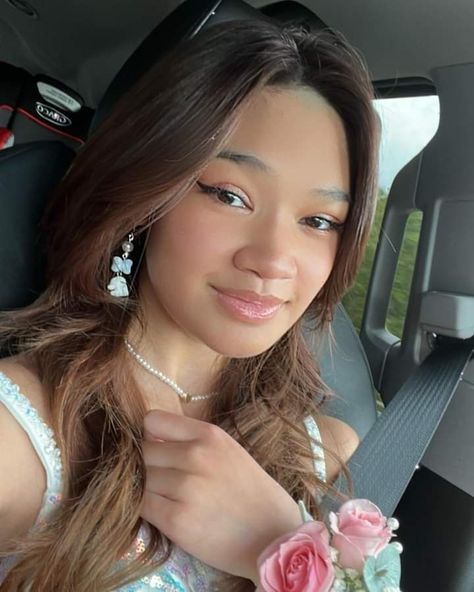 Angelica Hale, New Photo Download, 1m Followers, Pretty People, Beautiful People, Instagram Photos, On Instagram, Instagram