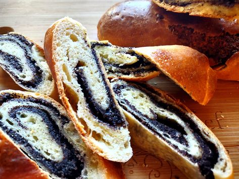 Poppy Seed Rolls, Poppy Seed Roll, Ukrainian Recipes, Poppy Seed, Recipe Video, A Cup Of Coffee, Chef Recipes, Sourdough Bread, Christmas Morning