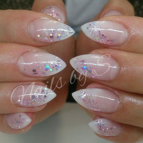 Short Pointy Almond Nails, Short Pointy Nails Almond, Short Stelito Nails, Stelito Nails, Short Pointy Nails, Nail Designs Toenails, Neutral Nails Acrylic, Almond Shaped Nails, Stiletto Nails Short