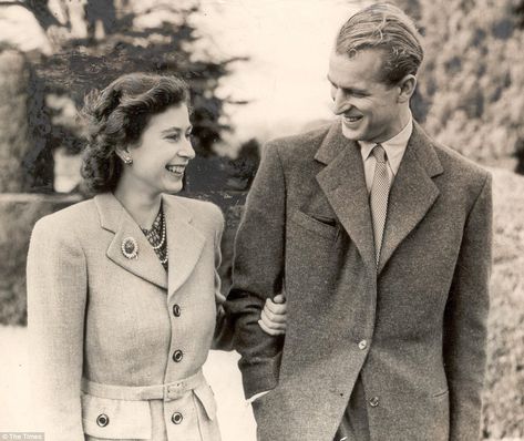 Young Prince Philip, Ratu Elizabeth, Princesa Elizabeth, Young Queen Elizabeth, Rainha Elizabeth Ii, Reine Elizabeth Ii, Prinz Harry, Elisabeth Ii, Design Moda