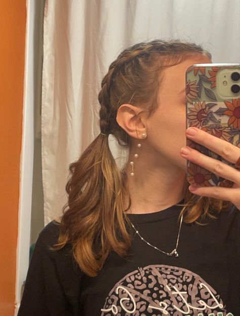 Braided ponytail Mini Ponytail Hairstyles, Mini Ponytail, Basketball Hair, Pjo Dr, Braided Pony, Basketball Hairstyles, Shirt Hair, Braided Ponytail, Ponytail Hairstyles