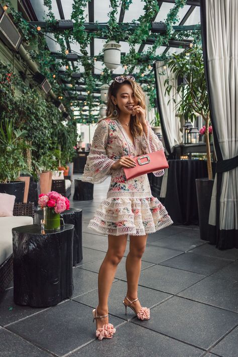 Fashion Details that Make a Big Impact - Roger Vivier Event, Zimmerman Dress // Notjessfashion.com Streetwear Influencer, Jessica Wang, Soft Feminine Outfits, Zimmerman Dress, Feminine Outfits, Mesh Bodycon Dress, Moda Chic, Soft Feminine, Printed Bodycon Dress