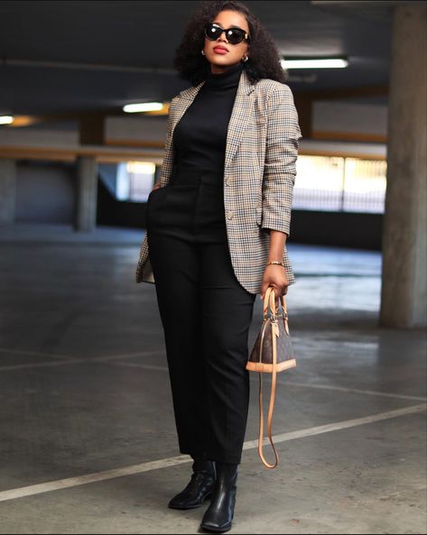 Work Minimalist Outfit, 90s Fashion Business Casual, Conference Outfits Black Women, Black Business Woman Outfits, Principal Outfits, Business Causal Black Women, Smart Casual Black Women, Smart Casual Work Attire, Work Conference Outfits Women