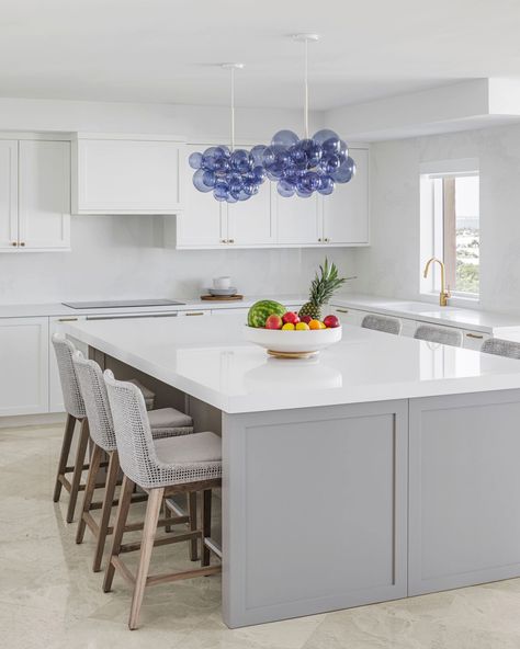 Ocean Club Residence - Beach Style - Kitchen - Miami - by Interiors by Maite Granda | Houzz Condo Kitchen Remodel, Beach Style Kitchen, Emily Henderson Design, Scandinavian Rustic, Condo Kitchen, Ocean Club, Large Kitchen Island, Sleek Kitchen, L Shaped Kitchen