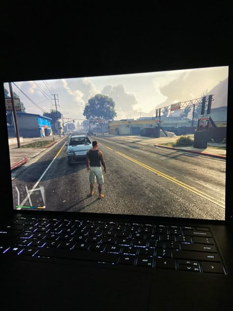 Gta 5 Snap, Fake Pics For Instagram Story, Peaky Blinders Theme, Gta 5 Pc, Gaming Profile Pictures, Itachi Mangekyou Sharingan, Vaporwave Wallpaper, 2013 Swag Era, Gamer Pics