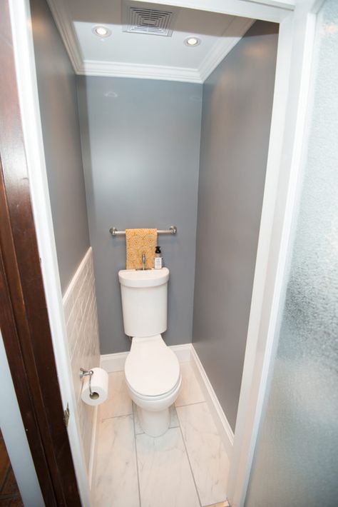 20 Toilet And Sink Combos For Tiny Bathroom Solutions | Home Design And Interior Backyard Restroom, Tiny Wc, Sink Toilet Combo, Powder Bathrooms, Tiny Toilet, Small Cloakroom, Bathroom Tiny, Space Saving Toilet, Tiny Powder Room