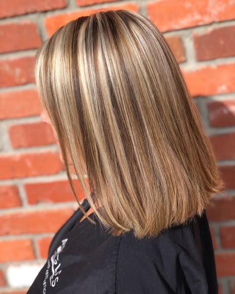 90s Lowlights, 90s Blonde Highlights, 90s Chunky Highlights, 90s Highlights Hair, 90s Highlights, Traditional Highlights, Chunky Blonde Highlights, Chunky Highlights, Hair Highlights And Lowlights