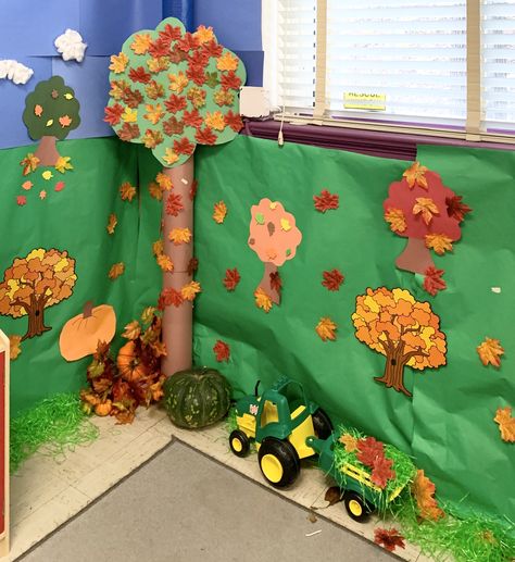 Leaves Dramatic Play Preschool, Trees Dramatic Play Preschool, Trees Unit Preschool, September Dramatic Play Center, Tree Dramatic Play Preschool, Tree Study Creative Curriculum Preschool Dramatic Play, Tree Study Dramatic Play, Tree Art For Preschool, Tree Unit Preschool