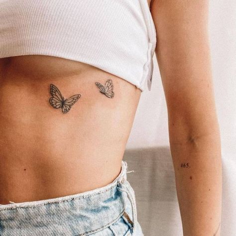 Underboob Tattoo Designs, Tato Minimal, Rib Tattoos For Women, Small Butterfly Tattoo, Butterfly Tattoos For Women, Small Pretty Tattoos, Petite Tattoos, Butterfly Tattoos, Cute Tattoos For Women