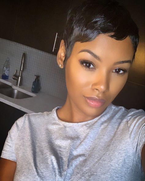 Relaxed Hairstyles, Short Relaxed Hairstyles, Black Hair Short Cuts, Hairstyles Black Hair, Short Hair Images, Natural Hair Short Cuts, Fall Hairstyles, Cut Life, Short Hair Black