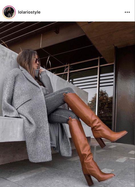 Fall Outfit Inspiration 2023, 51 Degree Weather Outfit, Jean Outfit 2023, Womens Corporate Fashion, Camel Outfits For Women, 2023 Boots Trends Women, Saturday Casual Outfit, Style Inspiration Autumn, Apparel Aesthetic