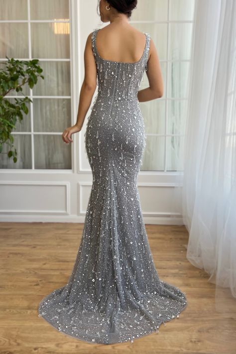 Wedding Bodycon Dress, Silver Bodycon Dress Outfit, Luxury Fitted Gown With Shimmer, Luxury Sparkling Mermaid Evening Dress, Silver Soiree Dresses, Luxury Elegant Sparkling Mermaid Dress, Glitter Gown Sparkle, Luxury Embellished Glamorous Mermaid Dress, Dresses With Crystals