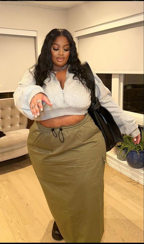 [SponsoredPost] 66 Must Have Plus Size Baddie Outfits Casual Recommendations You Need To Know Straight Away #plussizebaddieoutfitscasual Plus Size Baddie, Plus Size Baddie Outfits, Fall Fashion Skirts, Plus Size Sweater, Look Plus Size, Sweater Outfit, Moda Plus, Curvy Girl Outfits, Baddie Outfits Casual