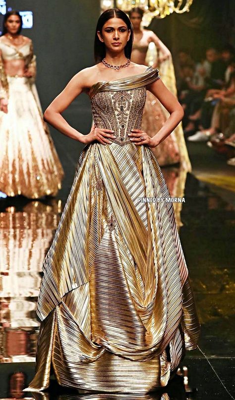 Shantanu And Nikhil Lehenga, Shantanu And Nikhil Gowns, Shantanu And Nikhil, Gown Style, Indian Wedding Outfits, Traditional Attire, Indian Fashion Dresses, Fashion Weeks, Wedding Outfits