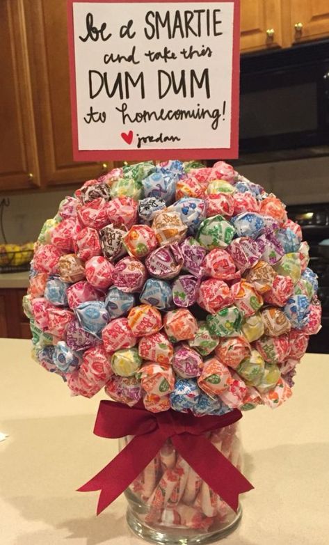 Dum Dum Bouquet Sadies Proposal, Cute Hoco Proposals, Prom Invites, Cute Promposals, School Dance Ideas, Cute Homecoming Proposals, Cute Prom Proposals, Asking To Prom, Dance Proposal