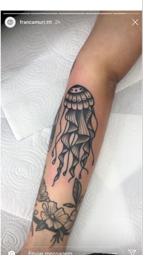 American Traditional Tattoos Inner Bicep, Traditional Tattoo Ankle, American Traditional Bug Tattoo Black, American Traditional Jellyfish, Forearm Filler Tattoo, Girly American Traditional Tattoo Ideas Black And White, Traditional Matching Tattoos, Black And Gray Traditional Tattoos, Traditional Jellyfish Tattoo