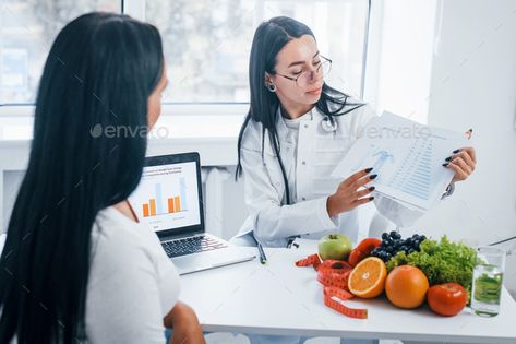 Nutritionist Vision Board, Dietician Career Aesthetic, Dietitian Photoshoot, Dietician Aesthetic, Nutritionist Photoshoot, Nutritionist Office, Nutritionist Aesthetic, Dietitian Aesthetic, Dietitian Office