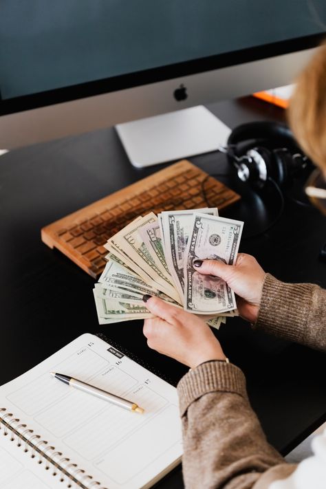 10 Legit Side Hustle Ideas To Earn More Money In 2023 - IndianGirling Money Goals, Earn More Money, Online Earning, Financial Goals, Financial Planning, Make More Money, Earn Money Online, Side Hustle, Money Management