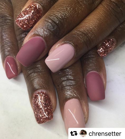 Luminary Nail Systems on Instagram: “#Repost @chrensetter with @repostsaveapp · · · Glitter, gloss and matte fun for @danaaa_ro . . . . . . Products Used:…” Fall Pinks For Nails, Sns Nails Fall Colors, Ombre Dip Nails Fall, Oval Nails Designs For Fall, Cute December Nails, Nude Nails With Glitter, Rose Gold Nails Glitter, Rose Gold Nail, Mauve Nails