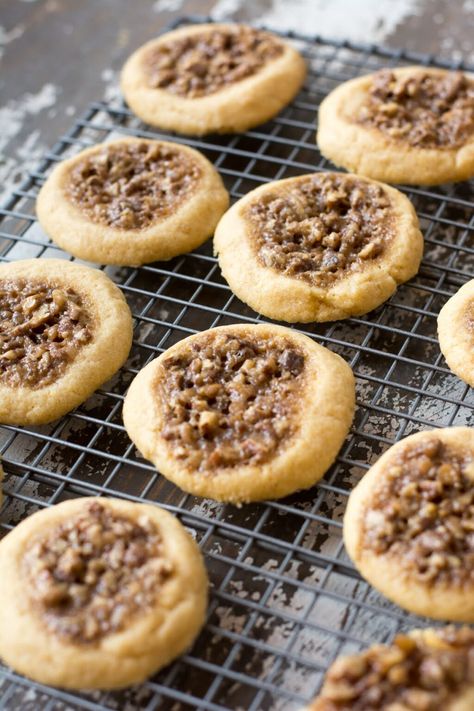 Pecan Pie Cookies Gluten Free, Gluten Free Maple Pecan Cookies, Gluten Free Pecan Pie Cookies, Keto Pecan Pie Cookies, Gluten Free Pecan Cookies, Gluten Free Butter Cookies, Sugar Free Christmas Cookies, Paleo Christmas Cookies, Decadent Cookies