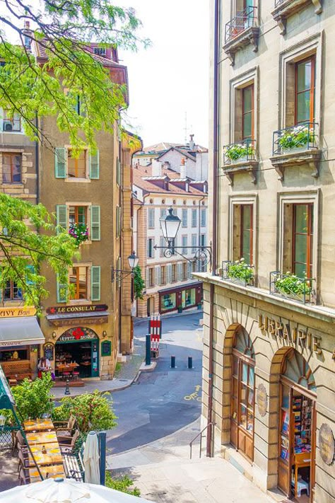 Top 10 Things To Do In Geneva, Switzerland Old Town Geneva Switzerland, Geneva Switzerland Summer, Geneva Summer, Geneva Old Town, Things To Do In Geneva, Geneve Switzerland, Geneva Travel, Switzerland Lake, Lake Geneva Switzerland