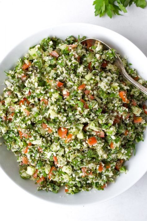 Couscous Tabbouleh, Tabbouleh Salad Recipe, Cauliflower Tabbouleh, Middle Eastern Salads, Cauliflower Couscous, Tabbouleh Recipe, Tabbouleh Salad, Frozen Cauliflower Rice, Salad Vegan