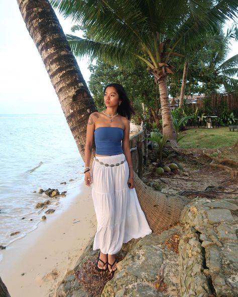 Sri Lanka Outfit Ideas Women, Summer Outfits Long Skirt, Oasis Clothing, Fit Checks, Cozy Summer, Easy Hacks, White Long Skirt, Island Outfit, Long Skirt Outfits