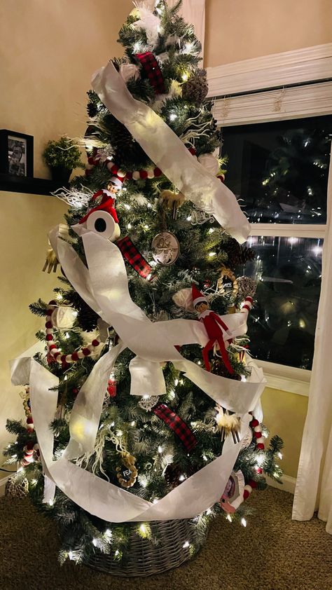 Elf Teepee Tree, Elf On The Shelf In The Tree Ideas, Easy Elf On The Shelf Ideas Christmas Tree, Elf And Christmas Tree, Elf Decorating Christmas Tree, Elf Tp Christmas Tree, Elf On The Shelf On Christmas Tree, Elf On Christmas Tree, Elf On The Shelf Ideas Tree