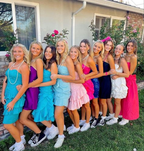 Wedding Themed Frat Party, 80s Formal Outfits, Tacky Wedding Sorority Theme, Tacky Wedding Theme, Tacky Wedding Party, Tacky Prom Theme, Tacky Prom Outfits, 80s Formal Fashion, 80s Dresses Formal