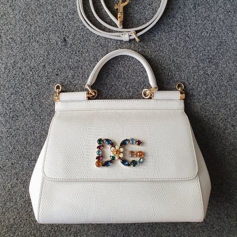 Crystal D&G Silicy Bag Size Small Ss 2024, Crystal Bags, Sicily, I Want, Shoulder Strap, Handbags, Crystals, Signs, Fashion Trends