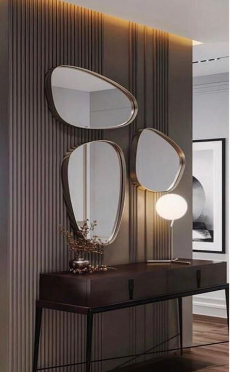 Wall Decor Trends, Mirror Decor Ideas, Mirror Interior Design, Mirror Design Wall, Foyer Design, Hall Decor, Home Entrance Decor, Entrance Decor, Mirror Interior