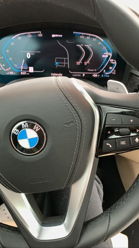 Bmw Key Snapchat, Car Aesthetic Bmw, Bmw Snapchat, Old Bmw Cars, Bmw Snap, Bmw Car Aesthetic, Bmw I8 Black, Aesthetic Bmw, Old Bmw