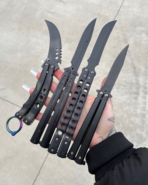 All of these beautiful butterflies are on sale for 50% off using code DECEMBER ✨ Which one are you going to add to your cart? Cool Knife Handles, Big Knife, Butterfly Design Knife Aesthetic, Butterfly Knives, Portrait Drawing Tips, Ninja Gear, Knife Aesthetic, Creepy Cute Fashion, Japanese Cooking Knives