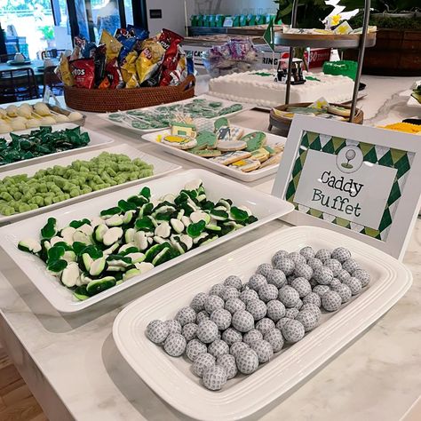 Mens Golf Birthday Party, Golf Snacks Ideas, Golf Third Birthday, Golf Dessert Table, Golf Thirty Birthday, Masters Golf Charcuterie Board, Hole In One Dessert Table, Kids Golf Party, Golf Themed Charcuterie Board