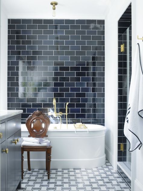 amy morris atlanta bathroom Blue And White Bathroom Ideas, Loft Ensuite, Ham Interiors, Tile Tub, Bathtub Wall, Standing Bathtub, Bathroom Blue, Subway Tiles Bathroom, Hague Blue