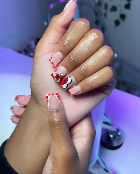 Red Nail Designs Simple Short, Christmas Overlay Nails, Red And White Nails Acrylic, Red Acrylic Nails Short, Short Nails Christmas Designs, Red And White Nail Designs, Red And White Nails, Acrylic Toe Nails, Acrylic Nail Set