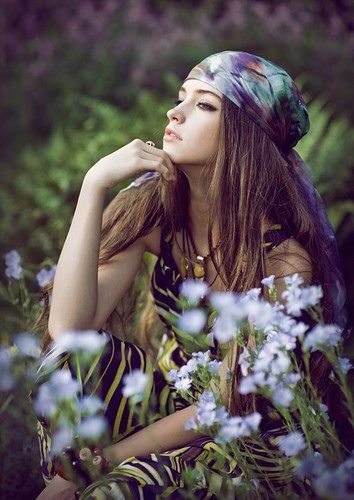 simply enjoy life Hippie Elegante, Wardrobe Building, Black Pinterest, Moda Hippie, Boho Chique, Estilo Hippy, Bohemian Girls, Hippie Chick, Estilo Hippie