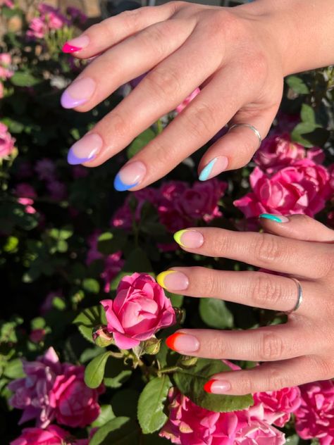 rainbow nails Skittle French Nails, Minimal Pride Nails, Multi Colored French Tip Nails Short, Vibrant French Tip Nails, Minimalist Pride Nail Art, Rainbow Wedding Nails, Short Pride Nail Ideas, Nail Inspo Pride, Rainbow French Tip Nails Almond