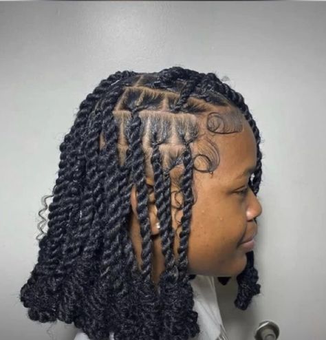 Twist Bob, 2 Strand Twist Styles, 2 Strand Twist, Keeping Hair Healthy, Curled Bob, Hair Braider, Protective Hairstyles For Natural Hair, Two Strand Twist, Natural Hair Twists