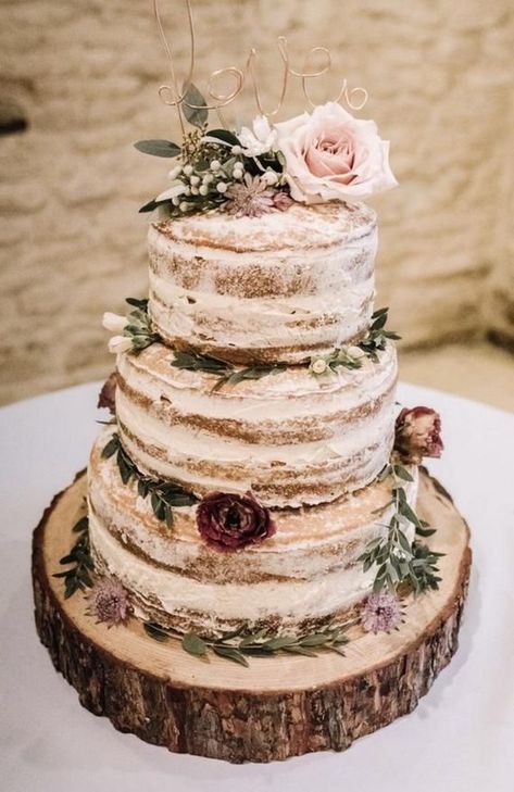 20 Rustic Country Wedding Cake Ideas – Hi Miss Puff Makeup Sparkle, Kingscote Barn, Vintage Pasta, Country Wedding Cakes, Elegant Birthday Cakes, Wedding Cake Ideas, Simple Elegant Wedding, Wedding Cakes Blue, Wedding Cake Rustic