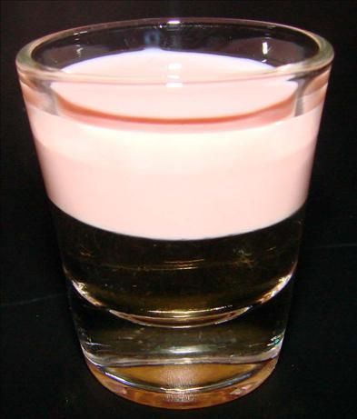 Layered Shots, Strawberry Liqueur, Tequila Rose, Cocktail Shots, Shots Alcohol, Liquor Drinks, Shot Recipes, Jello Shots, Drink Specials